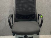 Fotel biurowy obrotowy MARKUS