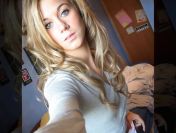 Szybka kawa i coś więcej?