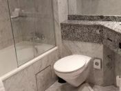 Fugi elastyczne układanie fugentechnik brodzik wanna kuchnia blat